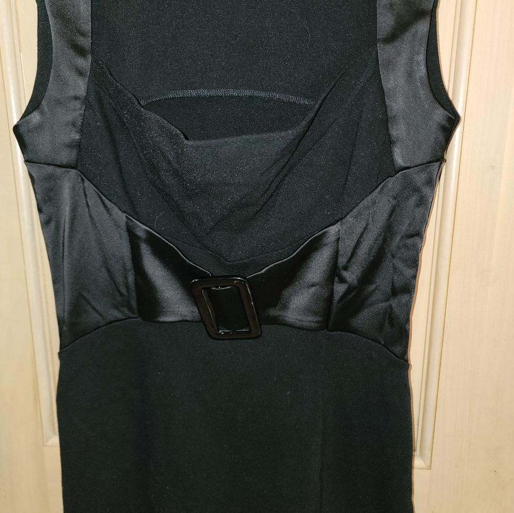 Misses Sz S Bebe Black Dress With Buckle Sleeveless Little Black Dress - Picture 2 of 7
